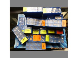 Stainless Steel Cutting Insert for CNC Tools DCGT11T302-AK H01